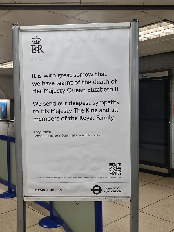 London underground message of condolence. Image- Melina Zachariou