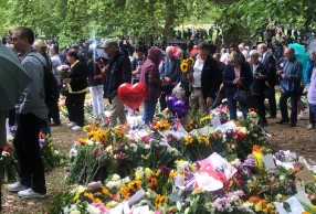 Mourners at Green Park